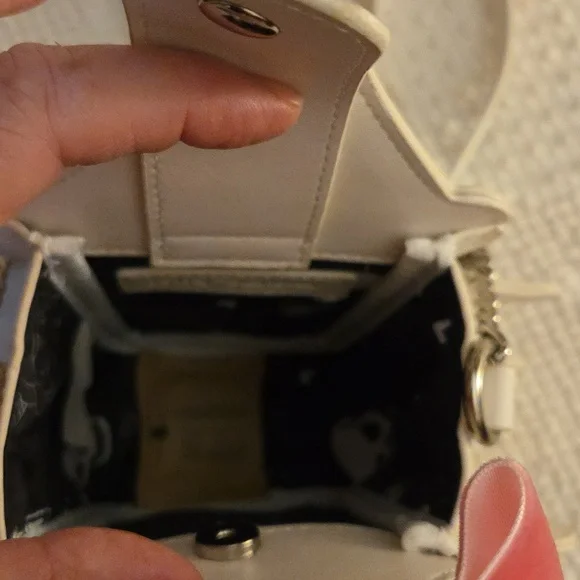 Betsey Johnson Christmas Tree Purse - Picture 3 of 3